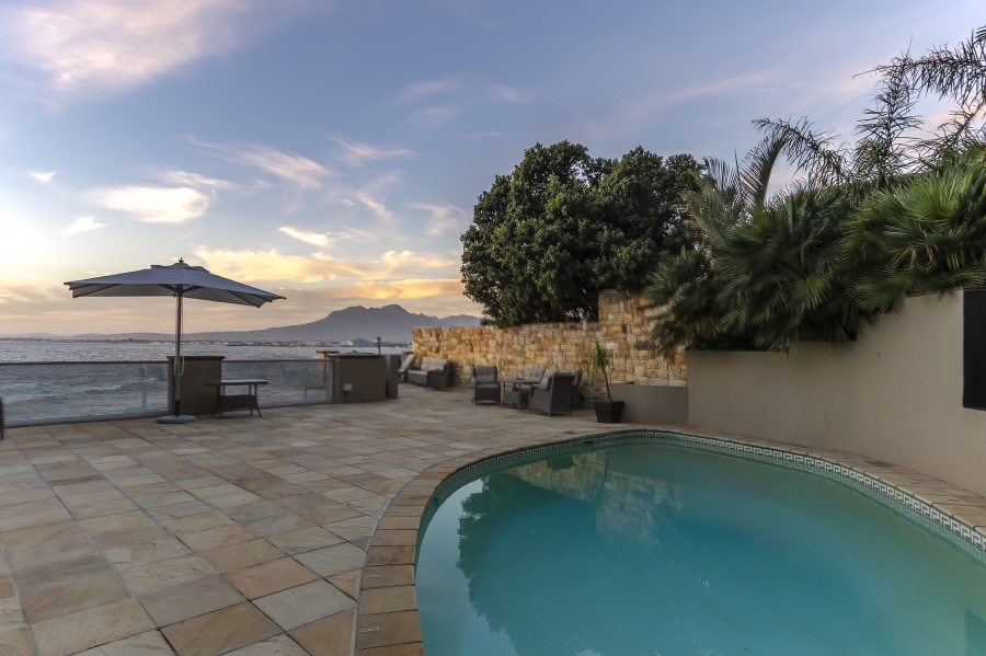 6 Bedroom Property for Sale in Gordons Bay Village Western Cape